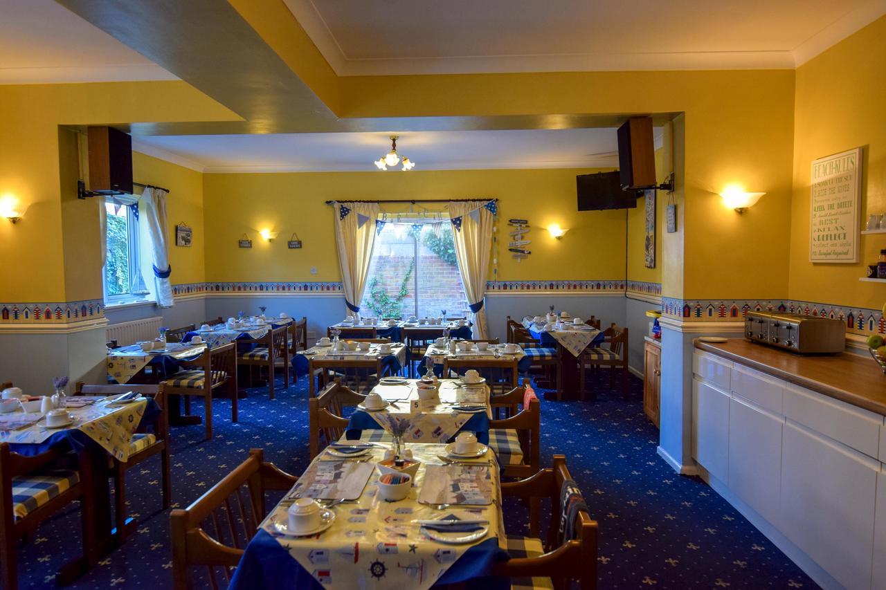 Eastbourne Reymar Bed & Breakfast ภายนอก รูปภาพ
