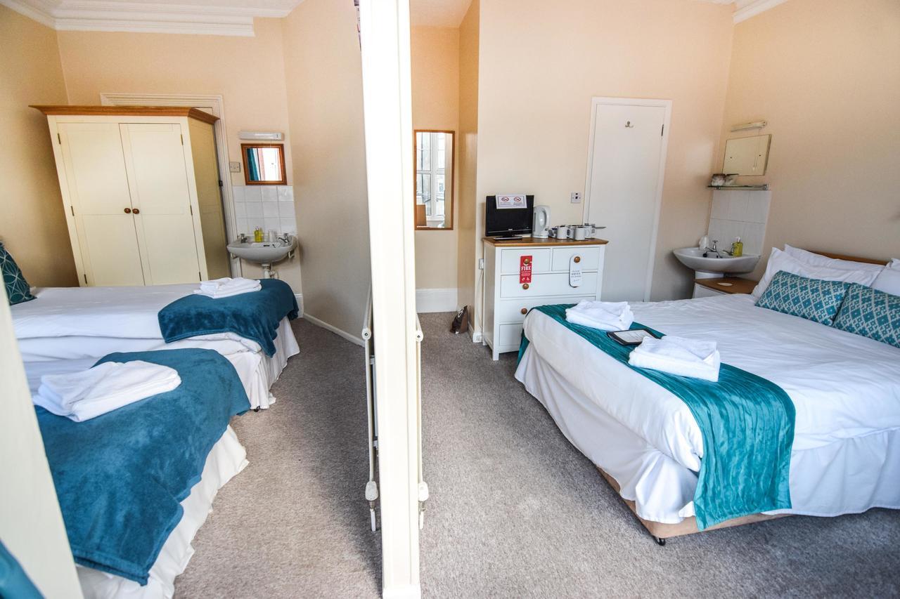 Eastbourne Reymar Bed & Breakfast ภายนอก รูปภาพ