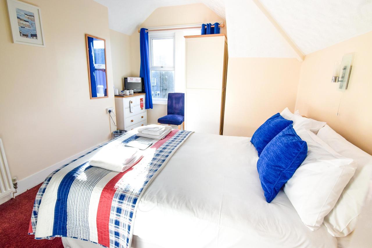Eastbourne Reymar Bed & Breakfast ภายนอก รูปภาพ