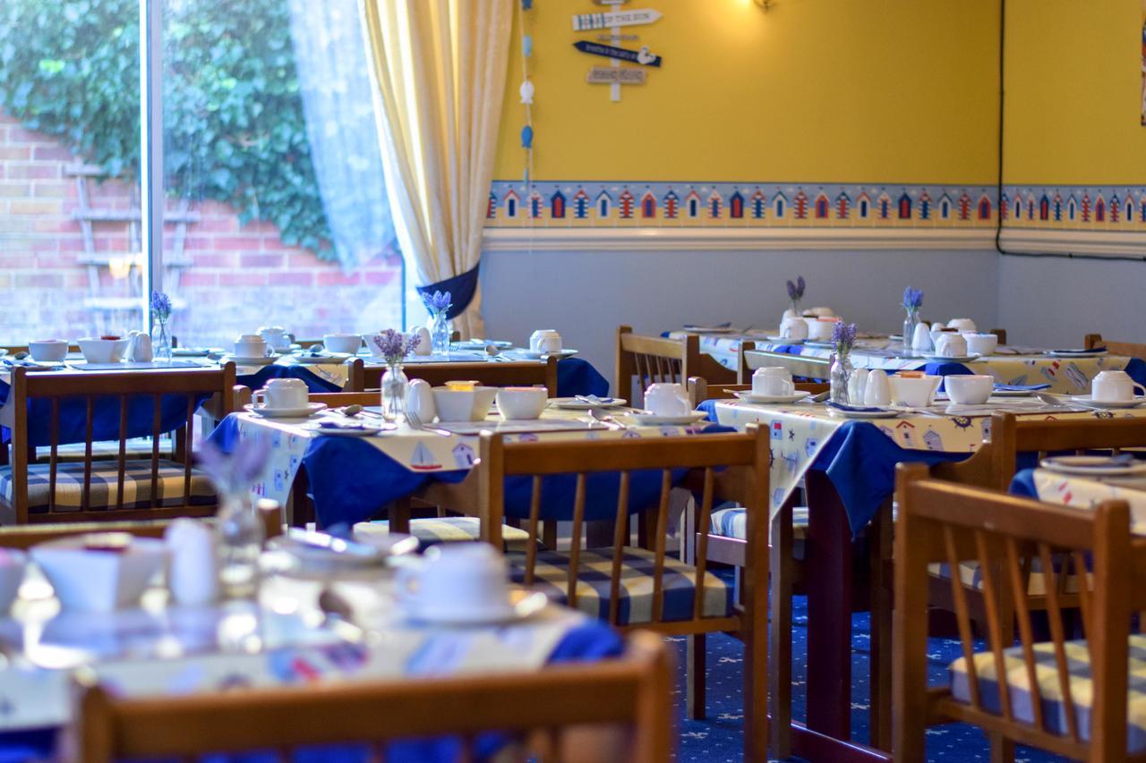 Eastbourne Reymar Bed & Breakfast ภายนอก รูปภาพ
